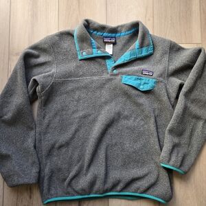 Patagonia Men’s Gray Fleece Pullover with Teal Trim